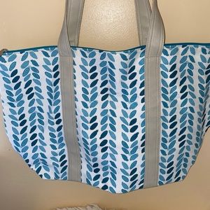 Blue & White printed tote